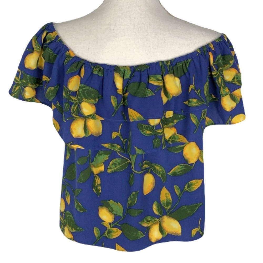 Gianni Bini off the shoulder lemon top